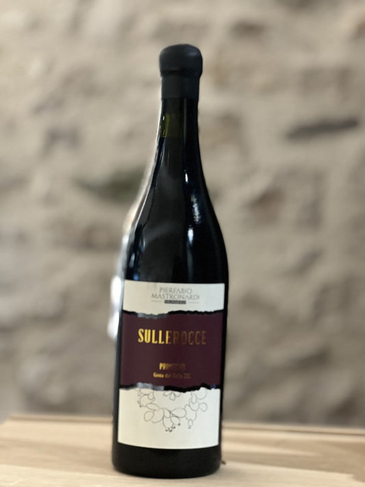 Sulle rocce  Primitivo di Gioia del Colle 2018 di Pierfabio Mastronardi